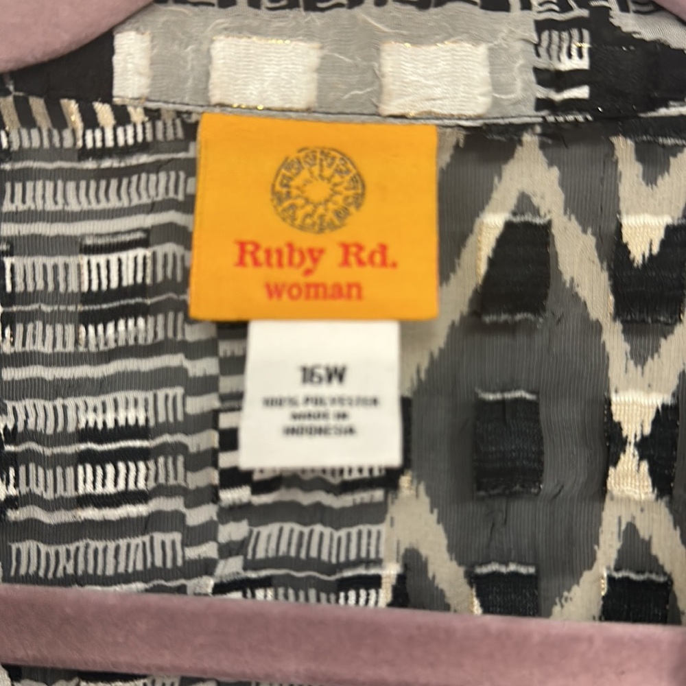 Ruby Rd. Sheer Blouse - Picture 2 of 4